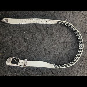 Small White faux leather belt